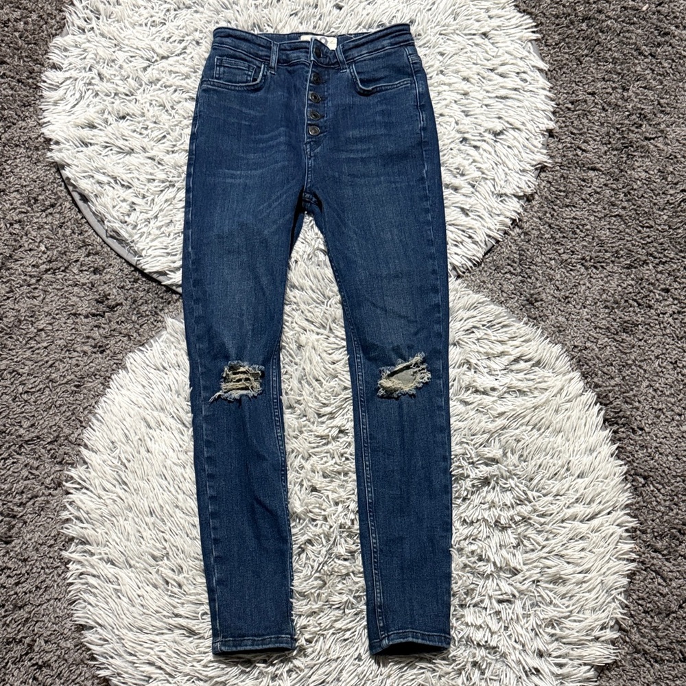 We The Free High Rise Dark Blue Distressed Jeans Size 29